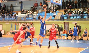 El CB Cambrils fa una crida a l'afició a donar suport als equips sèniors, aquest cap de setmana, en el que es juguen els liderats 