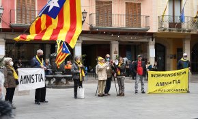 Les Àvies i Avis denuncien la repressió espanyola i mostren el seu suport a Adrián Sas