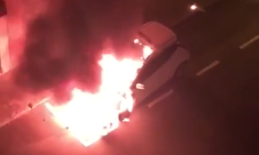 S'incendia un cotxe a l'Eixample Platja la matinada de Sant Esteve