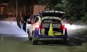 Detingut un jove de 20 anys al barri Molí de la Torre que tenia una ordre de cerca per robatori
