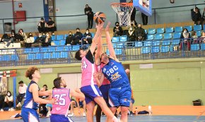 Contundent triomf del CB Cambrils a la pista del CB Morell