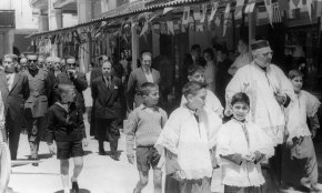 Inauguració de la Fira de l'Ascenció instal·lada a la plaça de la Vila / Maig 1960