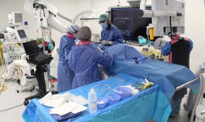 L'Hospital Joan XXIII passa a tenir un quiròfan híbrid que combina cirurgia convencional i procediments radiològics