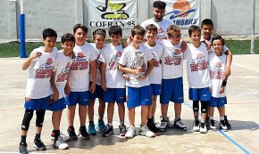 L'equip mini masculí del CB Cambrils es proclama campió de lliga després de no perdre cap partit en tota la temporada