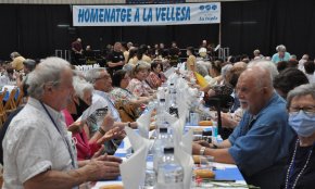 Se celebra el 63è Homenatge a la Vellesa, l'edició dels retrobaments després de dos anys de pandèmia (Conté galeria fotogràfica)