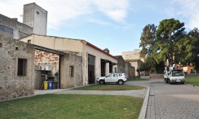 L'Ajuntament construirà una nova nau per a la brigada municipal que unificarà tot el material i tots els treballadors del servei