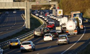 La patronal tarragonina del transport rebutja les possibles restriccions al trànsit de camions per l'AP-7