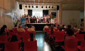 L'alumnat del Servei Local de Català acomiada el curs amb una festa de cloenda