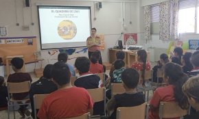 El taller didàctic «El quadern de l'avi» torna a les escoles cambrilenques 