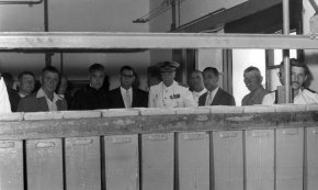 Inauguració de la nova fàbrica del gel de la Confraria de Pescadors / Juliol 1958