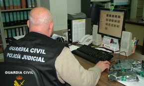 La Guàrdia Civil desmantella una xarxa que extorsionava a usuaris de pàgines web de contactes