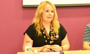 La portaveu de Podem Cambrils, Leticia Menéndez, dimiteix de tots els seus càrrecs al partit i assenyala les direccions dels Comuns i de Podem a Catalunya