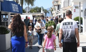 La restauració tarragonina recupera la tendència anterior a la pandèmia, amb més ocupació a la costa que a l'interior