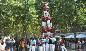 Els Xiquets de Cambrils completen tres castells i un pilar a la diada de la Mare de Déu del Carme (Conté galeria fotogràfica)