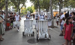 La companyia cambrilenca Traüt Espectacles presenta el seu nou muntatge musical «Tecnotubs»