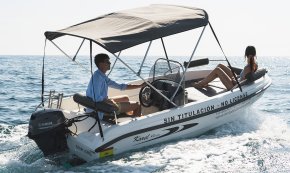 Navegar per la Costa Daurada amb Rent a Boat, una activitat a l’alça a l’abast de tothom amb punt de partida a Marina Cambrils