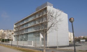 L'Ajuntament busca professorat per a l'Escola d'Adults i pels Programes de Transició al Treball