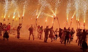 Els Cagarrieres participen a la VI Trobada de Diables del Baix Camp celebrada a Vandellòs