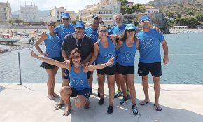 Vent d'Estrop Vogadors de Cambrils participa a la regata Mar d’Amunt celebrada a la badia de Colera