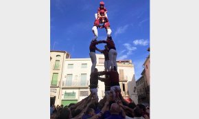 Bones sensacions dels Xiquets de Cambrils a la diada castellera de la Festa Major de Cornudella de Montsant