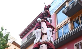 Els Xiquets de Cambrils recuperen els castells de 7 a la diada de la Festa Major (CONTÉ GALERIA FOTOGRÀFICA)