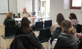 Cambrils Emprèn ofereix 13 sessions especialitzades en emprenedoria i capacitació empresarial 