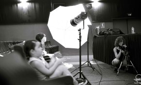 La fotògrafa Lucía Perera Stocco presentarà, aquest divendres, una exposició homenatge als espectadors del cinema