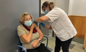 Espanya registra 95 noves morts per covid-19, amb 10.721 positius més i 53 hospitalitzats menys