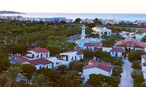 El Cambrils Park Resort podrà augmentar el seu sostre d'edificabilitat per «incrementar l'oferta turística i esportiva»