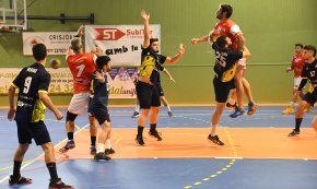 El CH Cambrils encaixa una nova derrota a domicili, a la pista del CH Berga