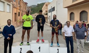 Més d'un centenar de participants disputen la XXX Milla Urbana de Vandellòs