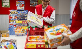 Creu Roja Joventut busca 8.000 jocs i joguets per a nens i nenes vulnerables de la província