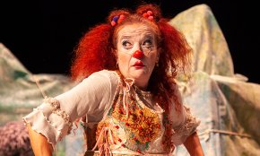 La pallassa Pepa Plana arriba a Cambrils després d'obtenir el Premi Nacional de Cultura en la categoria de circ