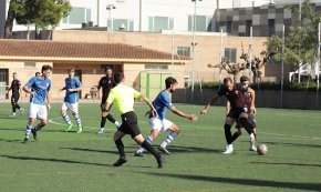 El FC Cambrils aconsegueix una victòria al camp del Reus De Tota La Vida