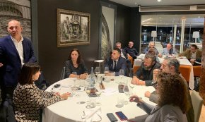 El Dr. Francisco Uría presenta el seu últim llibre «A orillas del Rubicón» al Rotary Club Cambrils