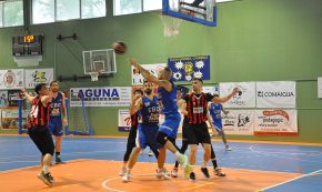 El Cofran 95 CB Cambrils s'endú la victòria en un altre partit d'infart contra el Reus Deportiu