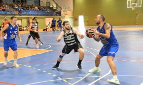 El Cofran 95 CB Cambrils guanya a la pista de l'AD Torreforta i clou l'any en el quart lloc de la classificació