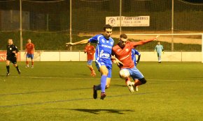 El Cambrils Unió B perd davant el Montblanc B en el partit disputat ahir al vespre a l'estadi municipal