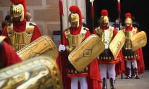 Els Armats de la Congregació de la Puríssima Sang obren les portes a tres noves incorporacions al grup
