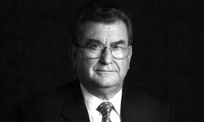 Mor Carlos Borràs, exregidor de l'Ajuntament cambrilenc en els mandats 1979-1983 i 1987-1991