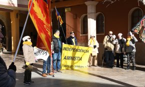 Nova concentració de les Àvies i Avis amb la vista posada amb la commemoració del cinquè aniversari