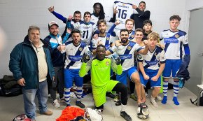 El FC Cambrils suma tres punts més, aquest cop al camp del Montbrió