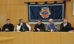 Els desplaçaments en taxi de l'alcalde i l'increment de les partides d'Alcaldia, blanc de les crítiques de l'oposició al ple