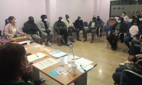 El Projecte d'Intervenció Comunitària Intercultural (PICI) programa noves xerrades del cicle «A prop» al barri de Nou Cambrils i l'Eixample Platja