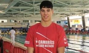 El nedador del Cambrils Club Natació Adrià Espinosa competeix al Campionat Open Internacional Catalunya