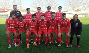 El Cambrils Unió cau estrepitosament al camp del Vilanova Geltrú