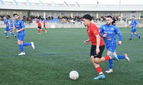 Ensopegada del Cambrils Unió, a casa, davant el Santboià