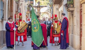 Roben una de les lones del viacrucis de la Congregació de la Puríssima Sang