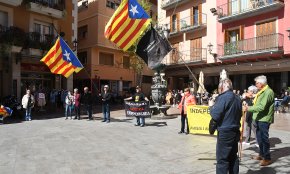 Les Àvies i Avis reprenen les concentracions a la plaça de la Vila després de l'aturada per Setmana Santa