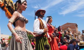 Tota l'Endenga, una de les vint colles participants a la Trobada Gegantera de Masllorenç
